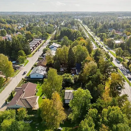 Ihana Omakotitalo Omalla Pihalla * 투르쿠