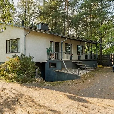 Ihana Omakotitalo Omalla Pihalla Holiday home *