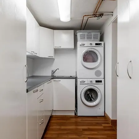 度假居 Ihana Omakotitalo Omalla Pihalla 图尔库