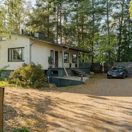 Ihana Omakotitalo Omalla Pihalla *