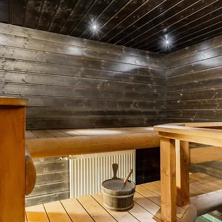 펜션 Ihana Omakotitalo Omalla Pihalla