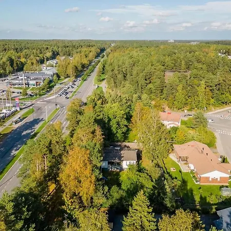 Ihana Omakotitalo Omalla Pihalla 度假居 *