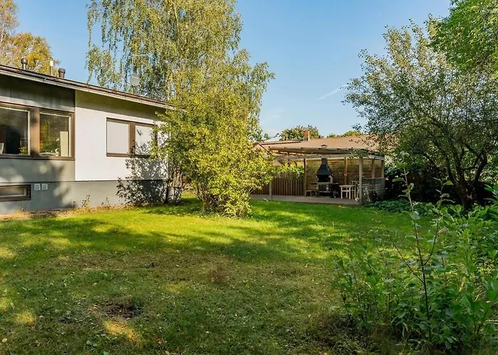 Ihana Omakotitalo Omalla Pihalla טורקו